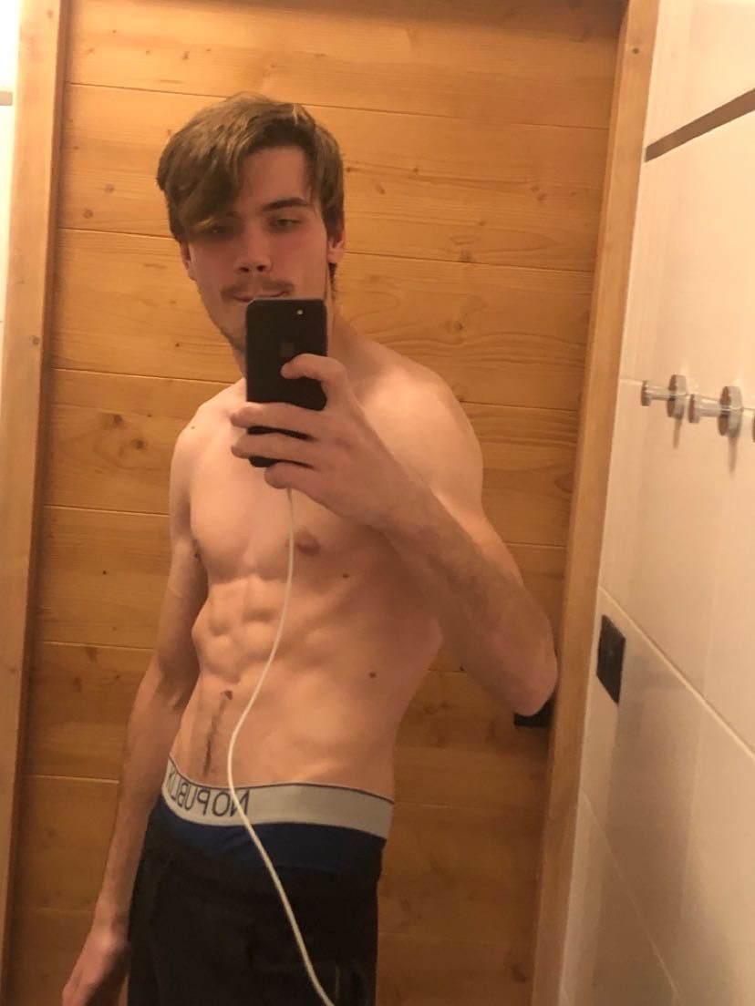 Profil de Kyllian, 23 ans, Gay cruising à Surcasti