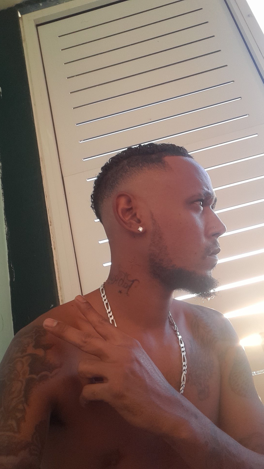 Profil de Wilhem, 32 ans, Gay cruising à Yens