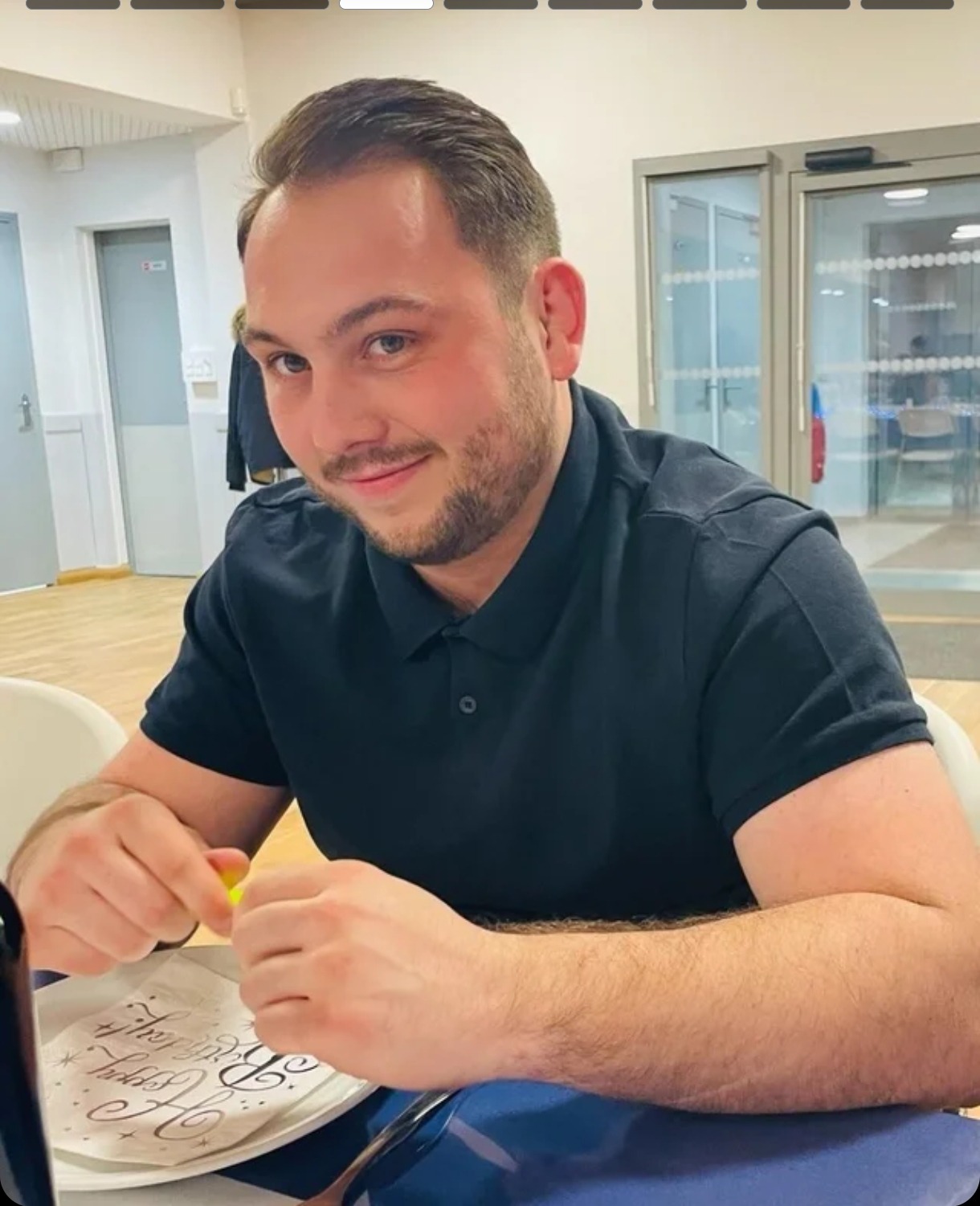 Profil de Leny, 26 ans, Gay cruising à Oberthal