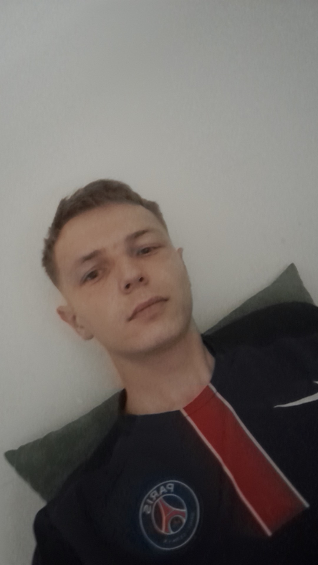 Profil de Leonardo, 27 ans, Gay cruising à Grône