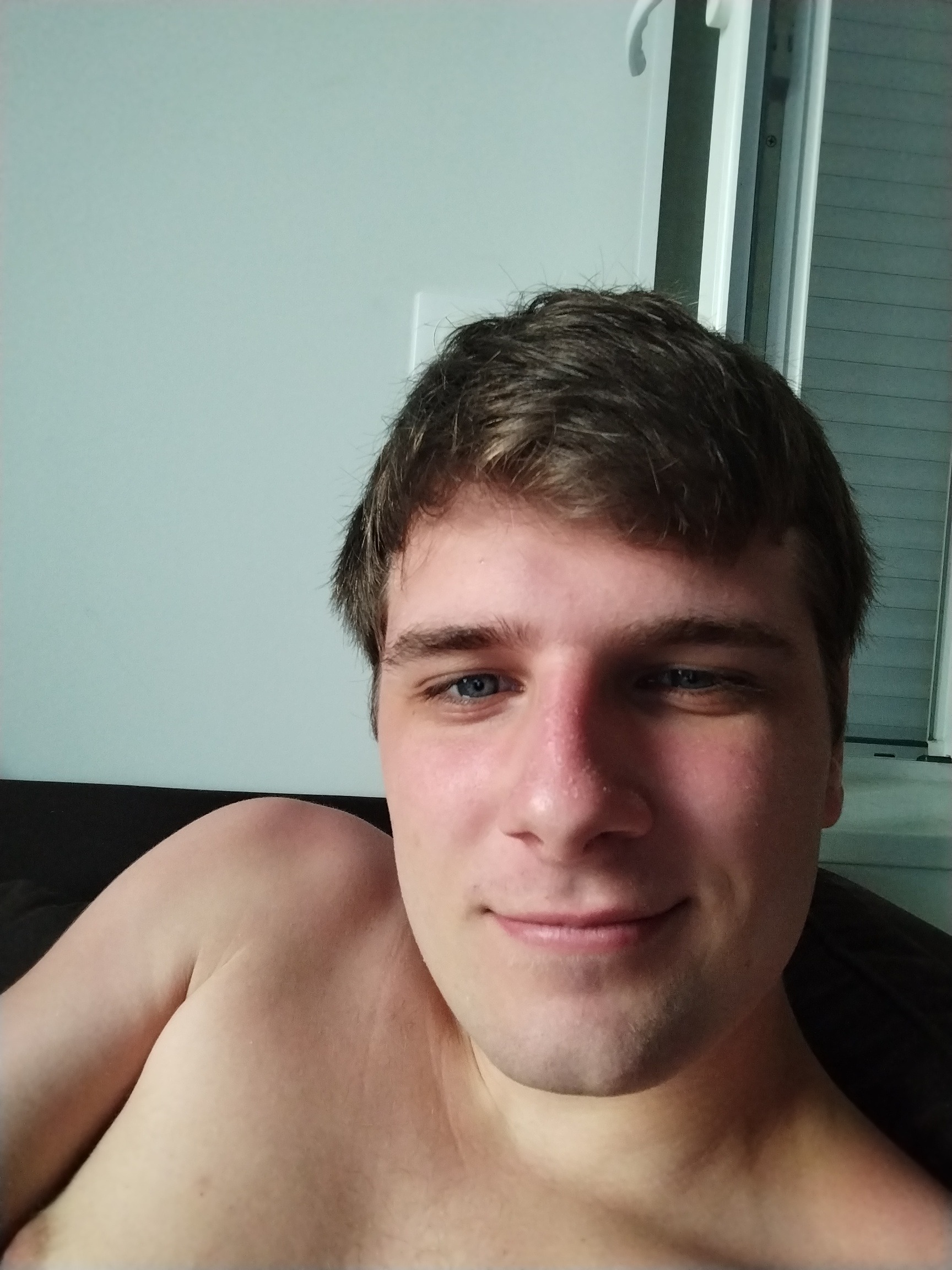 Profil de Joanny, 23 ans, Gay cruising à Seftigen