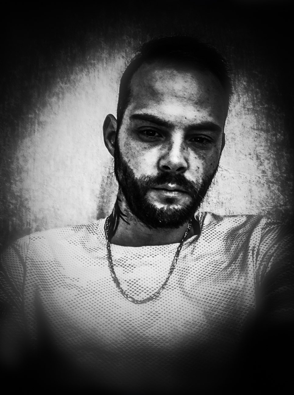 Profil de Youva, 40 ans, Gay cruising à Rivaz