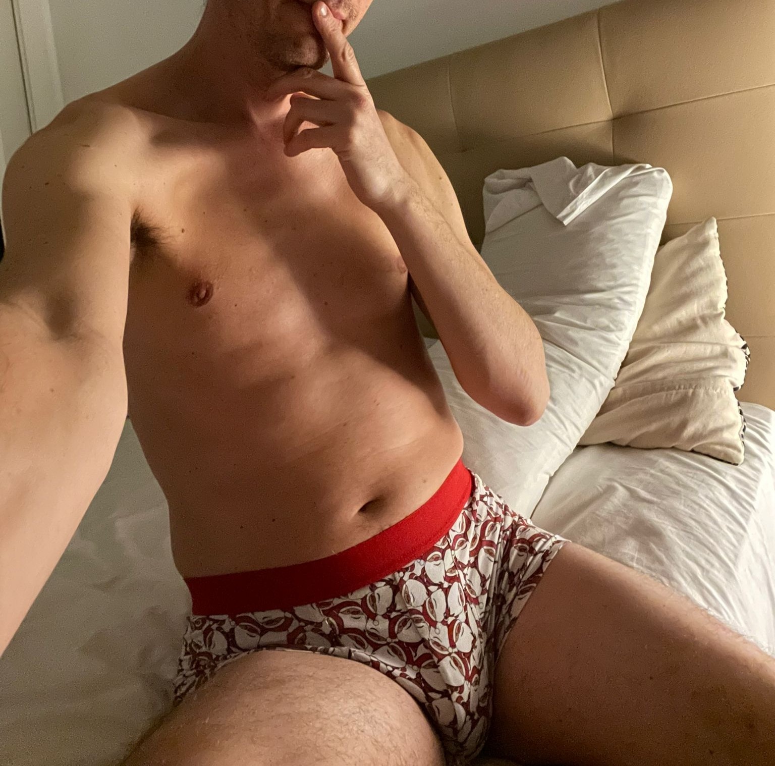 Profil de Lahcene, 42 ans, Gay cruising à Trun