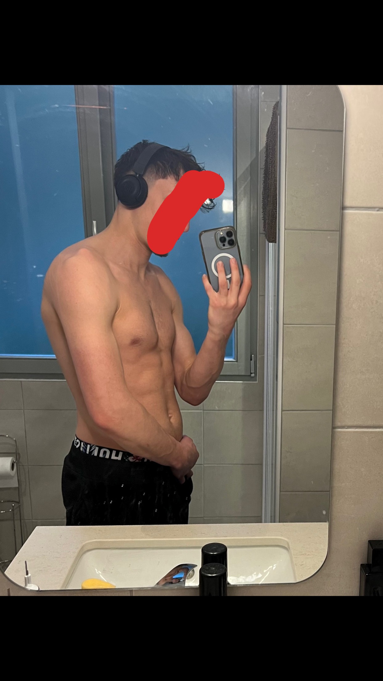 Profil de Noem, 22 ans, Gay cruising à Hellsau