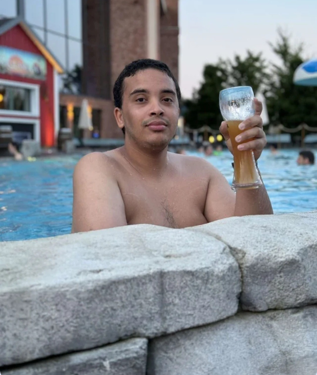 Profil de Silvestre, 22 ans, Gay cruising à Bercher