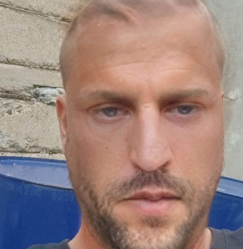 Profil de Djebar, 52 ans, Gay cruising à Champlan (Grimisuat)