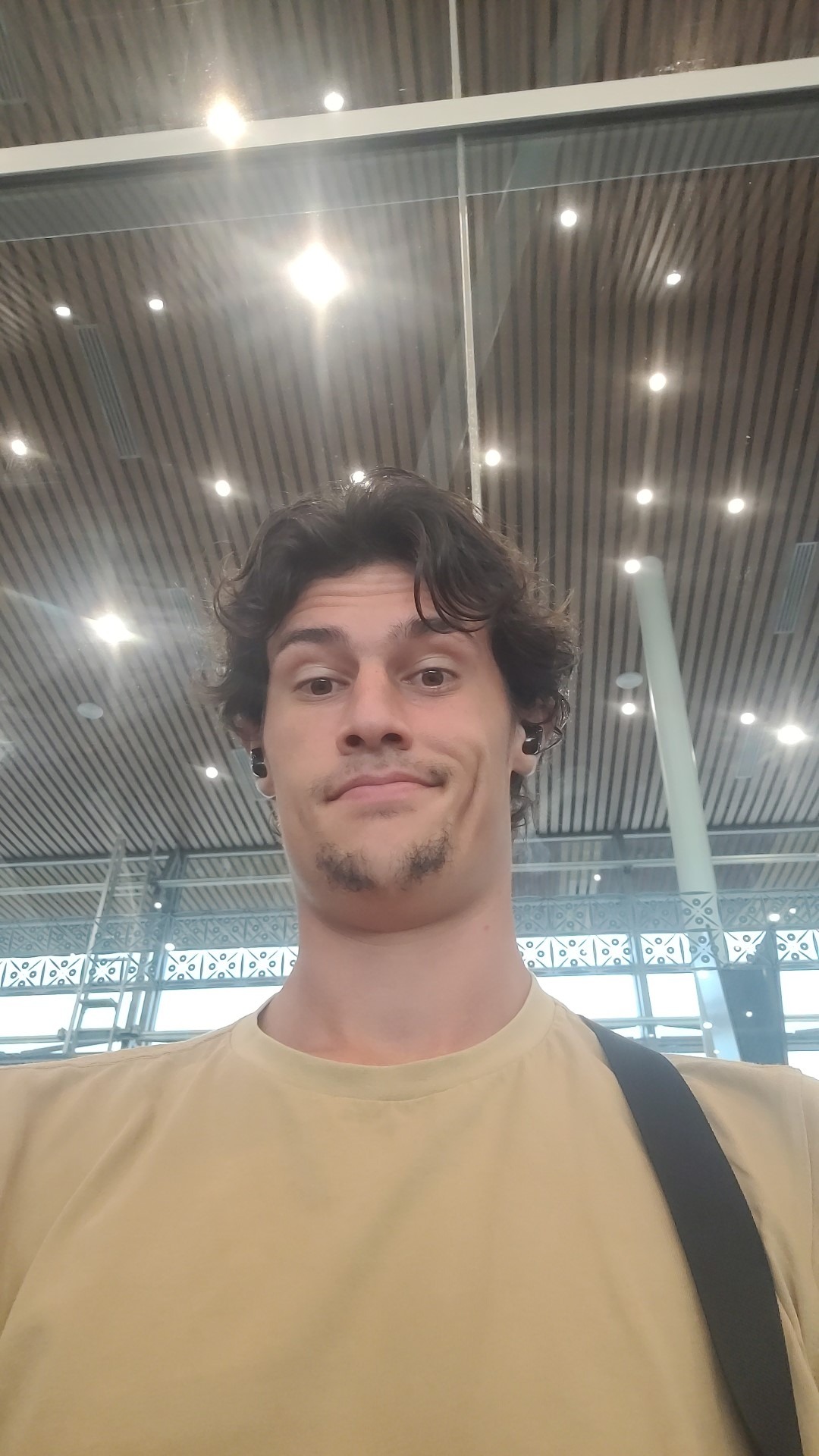 Profil de Soriba, 22 ans, Gay cruising à Ardez