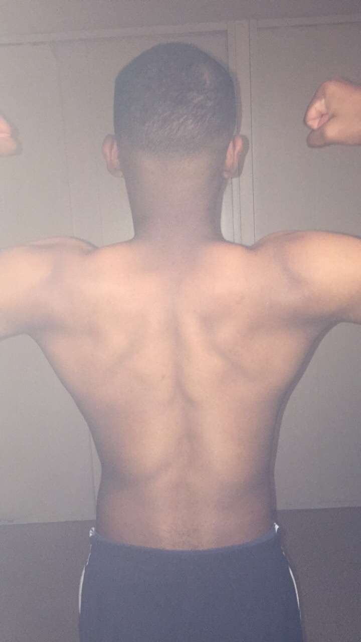 Profil de Nacer, 23 ans, Gay cruising à Oppens