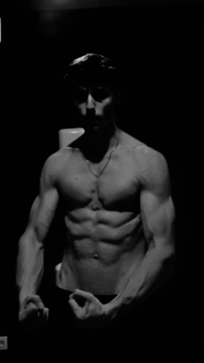 Profil de Princy, 18 ans, Gay cruising à Ballens