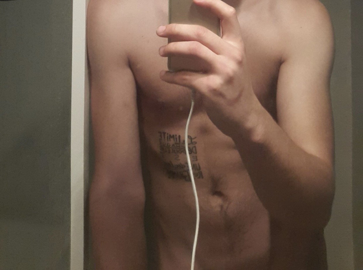 Profil de Geordy, 25 ans, Gay cruising à Echandens