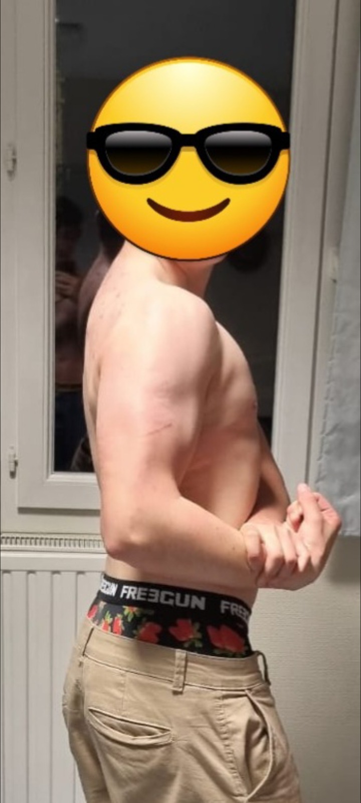 Profil de Miloud, 22 ans, Gay cruising à Vignogn