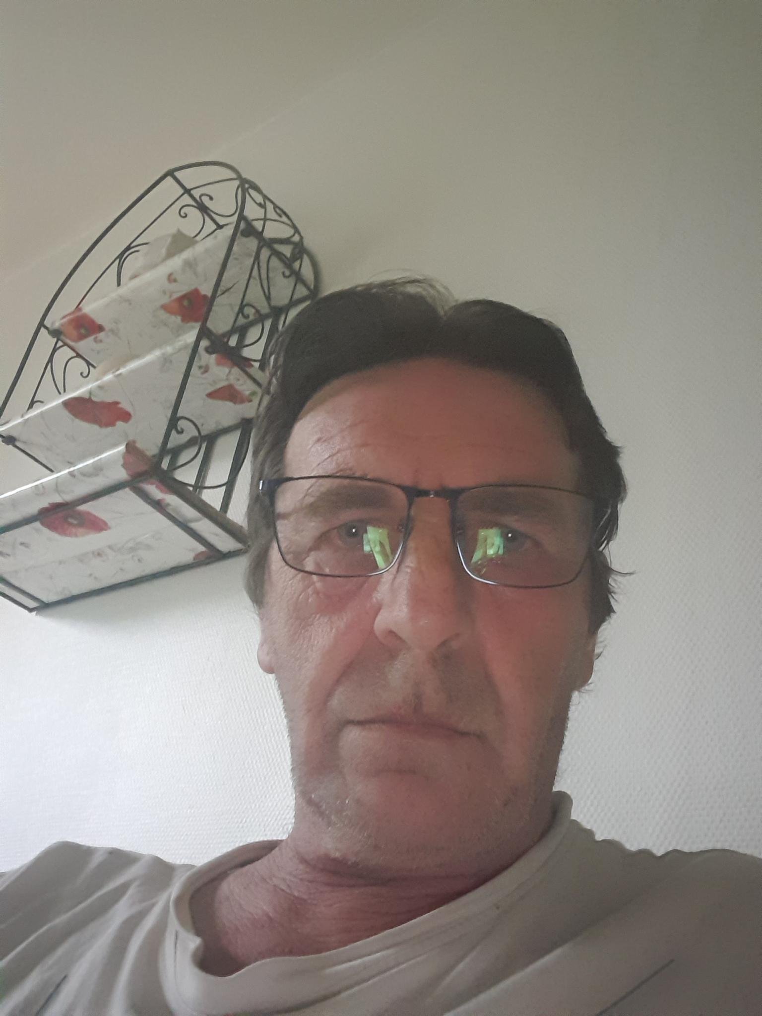Profil de Isao, 55 ans, Gay cruising à Stierva