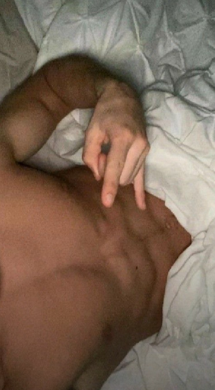 Profil de Magloire, 25 ans, Gay cruising à Messen