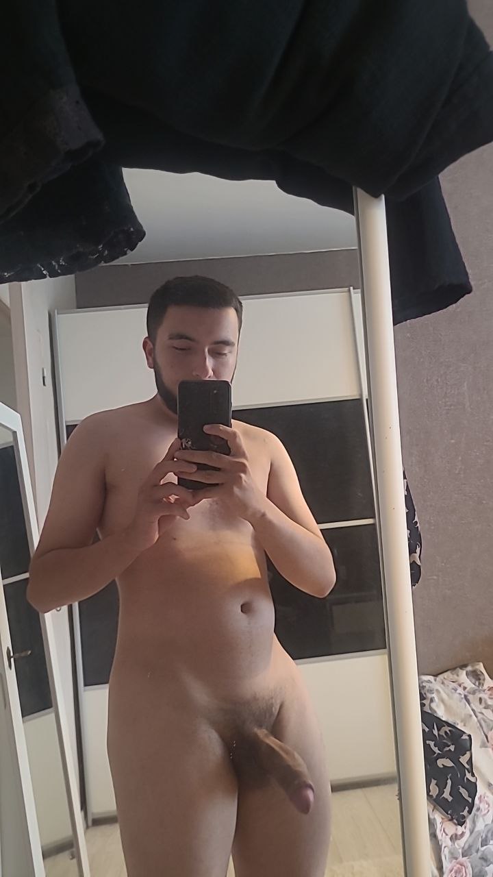 Profil de Celyane, 21 ans, Gay cruising à Flumenthal