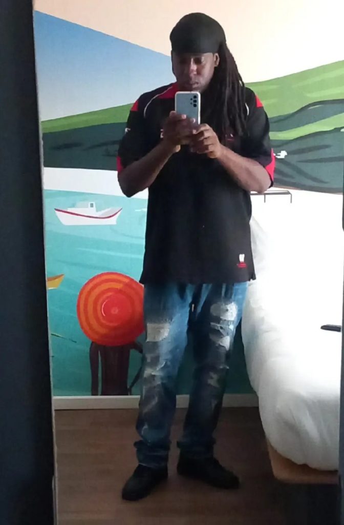 Profil de Ouriel, 44 ans, Gay cruising à Oleyres
