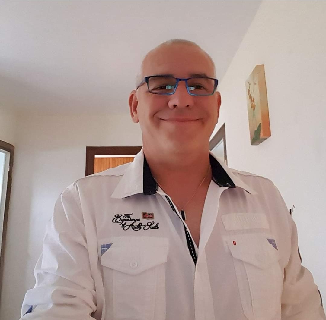 Profil de Massimo, 54 ans, Gay cruising à Gilly