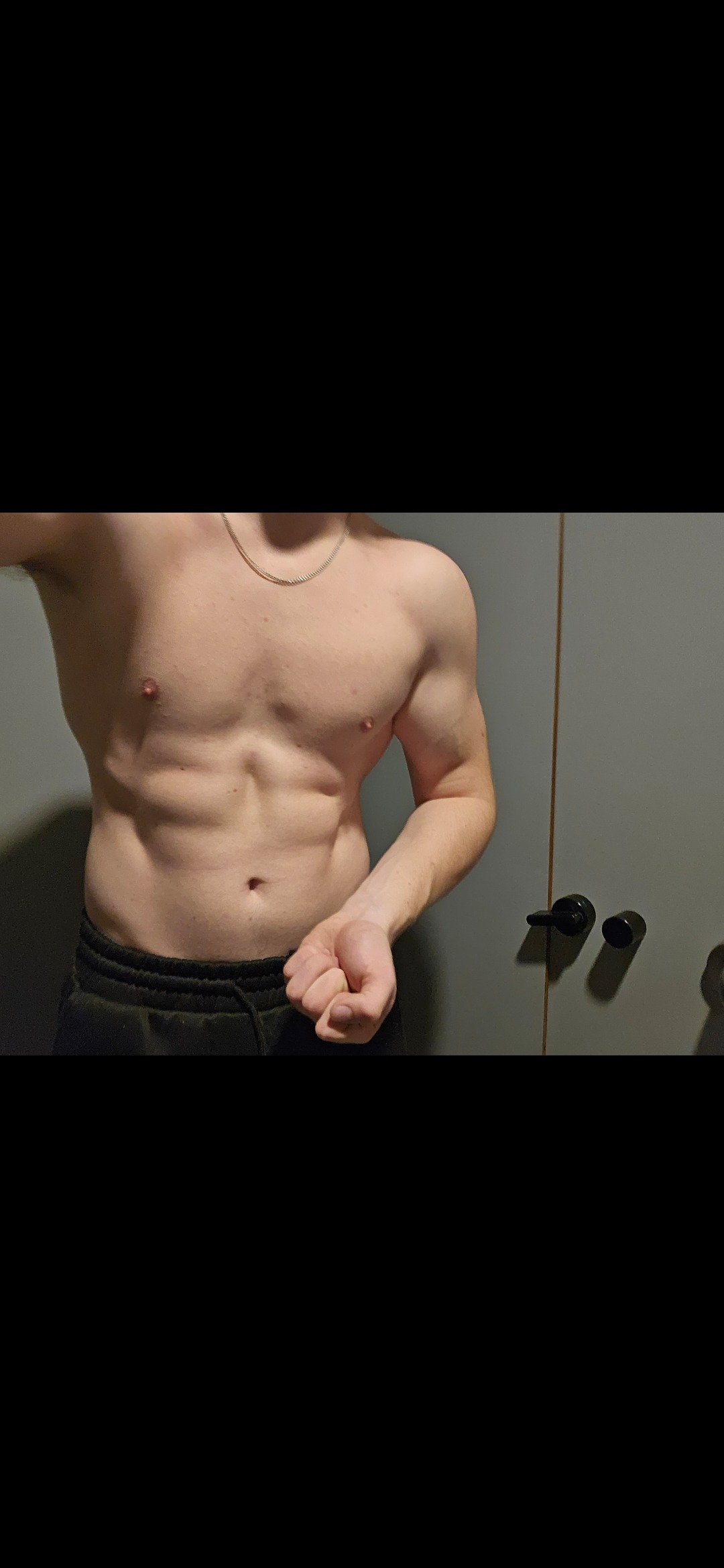 Profil de Hamouda, 20 ans, Gay cruising à Apples