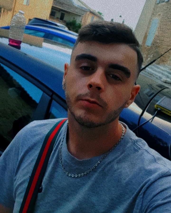 Profil de Muslum, 21 ans, Gay cruising à Wildegg