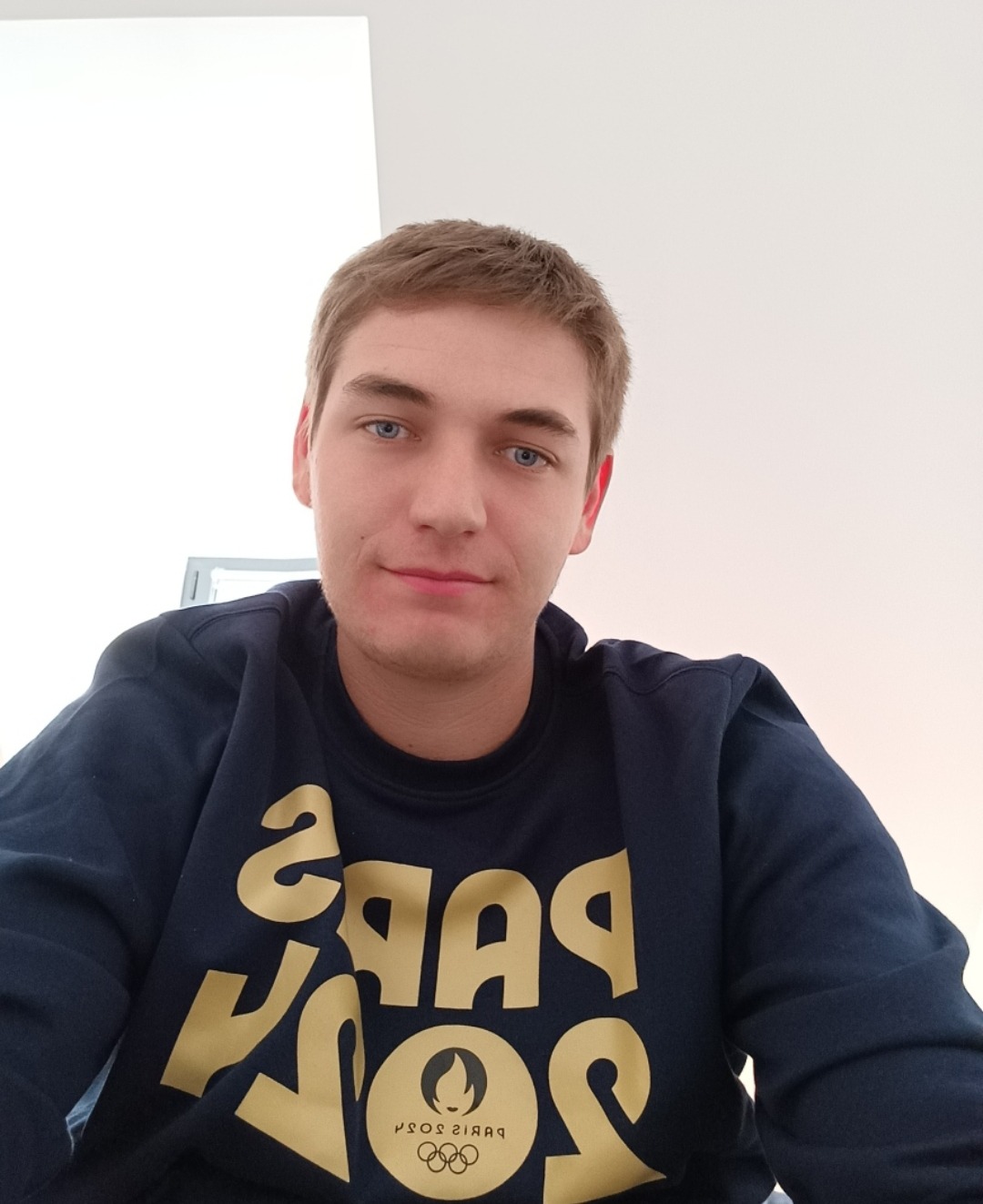 Profil de Ludgi, 22 ans, Gay cruising à Grindel