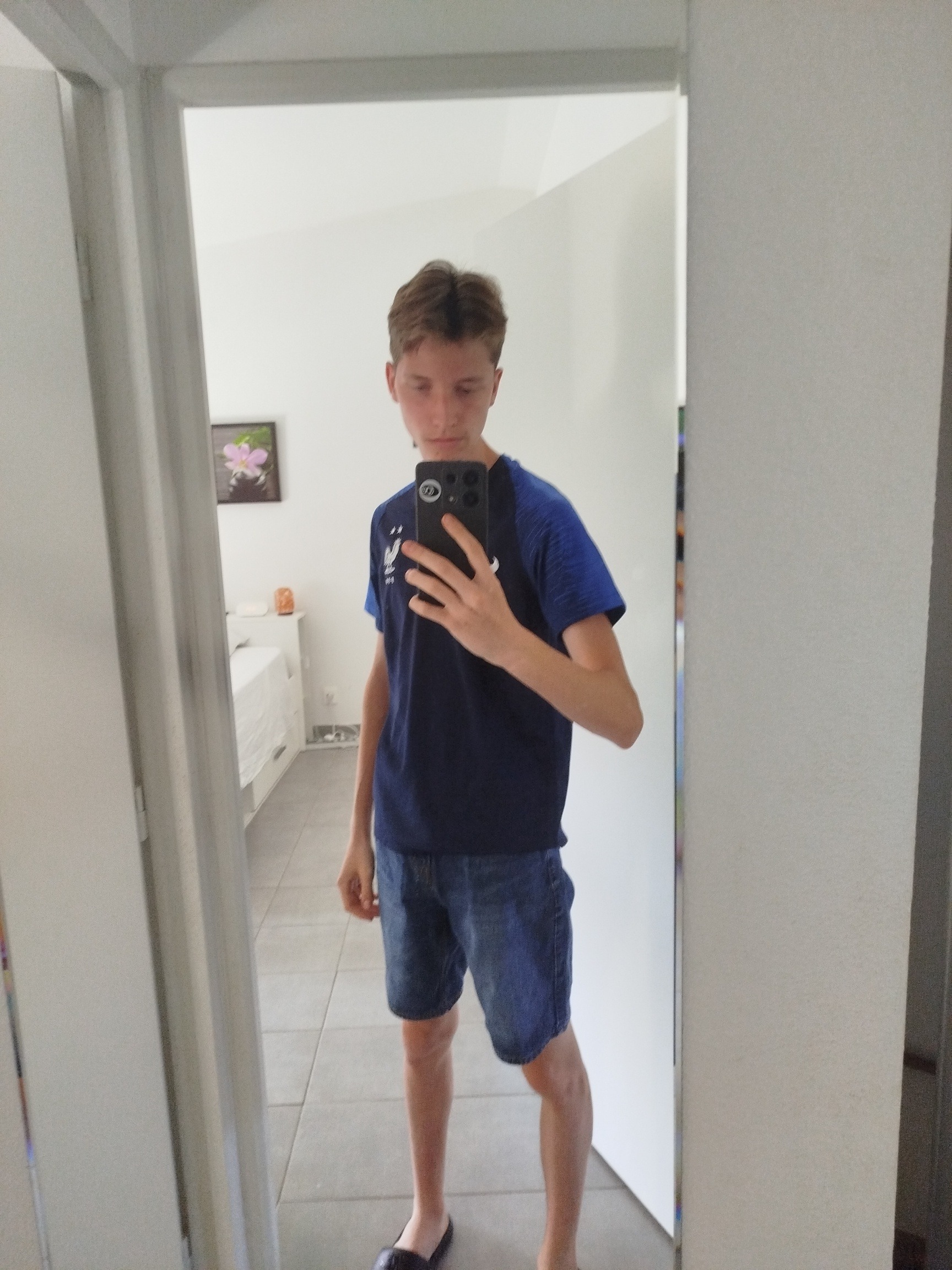 Profil de Amirouche, 21 ans, Gay cruising à Gressy