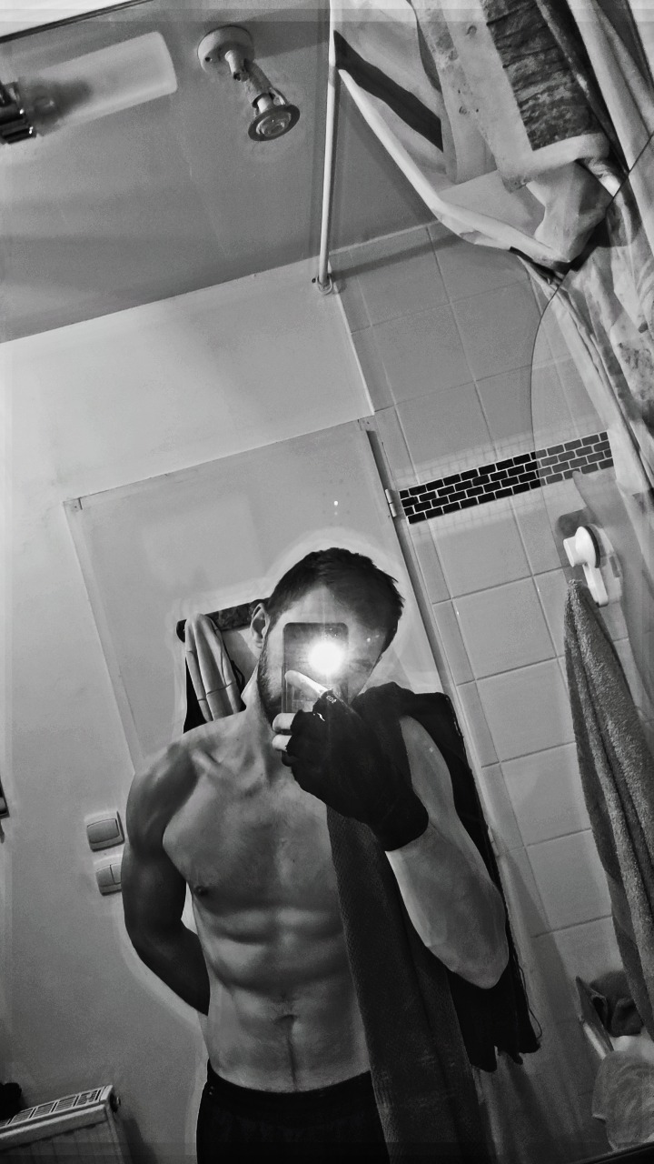 Profil de Philippe-junior, 28 ans, Gay cruising à Yens