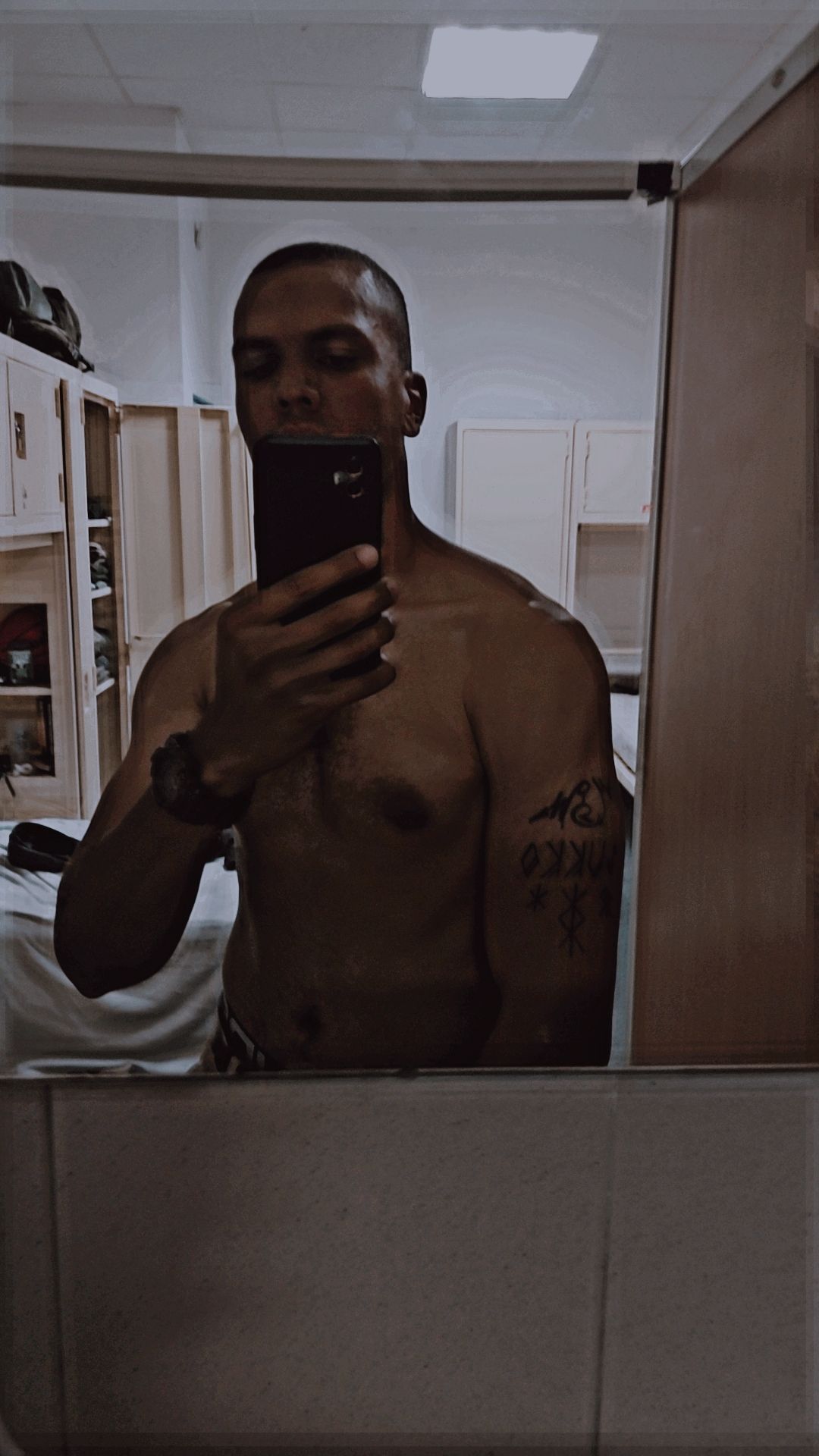 Profil de Youba, 22 ans, Gay cruising à Lumino
