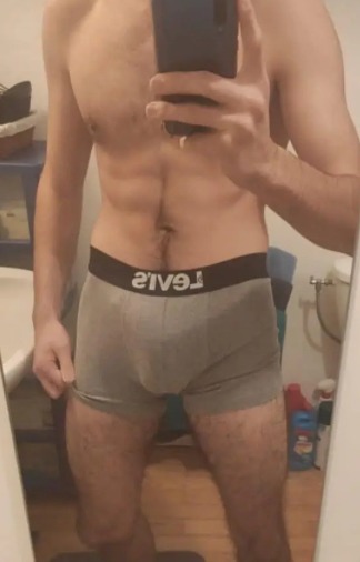 Profil de Alseny, 35 ans, Gay cruising à Lax