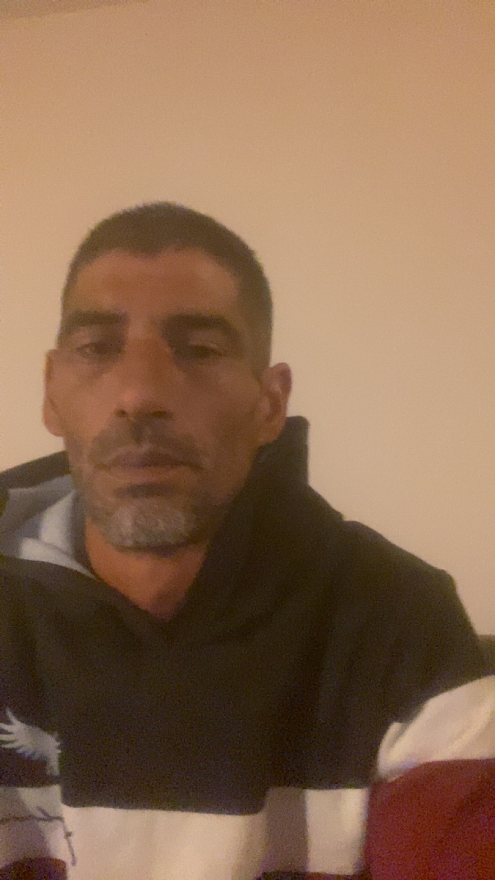 Profil de Zacari, 39 ans, Gay cruising à Denezy