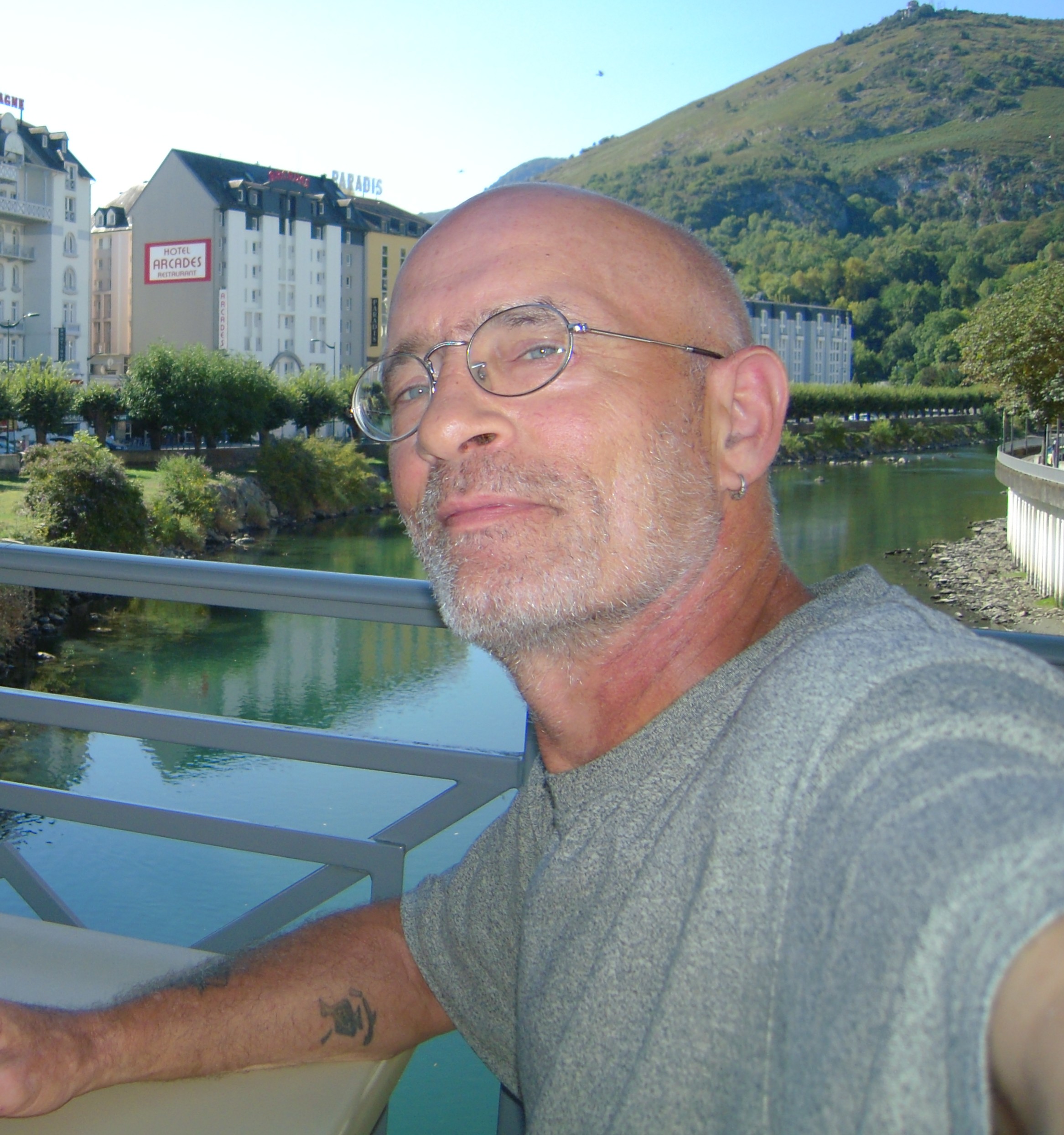 Profil de Marvin, 55 ans, Gay cruising à Domdidier