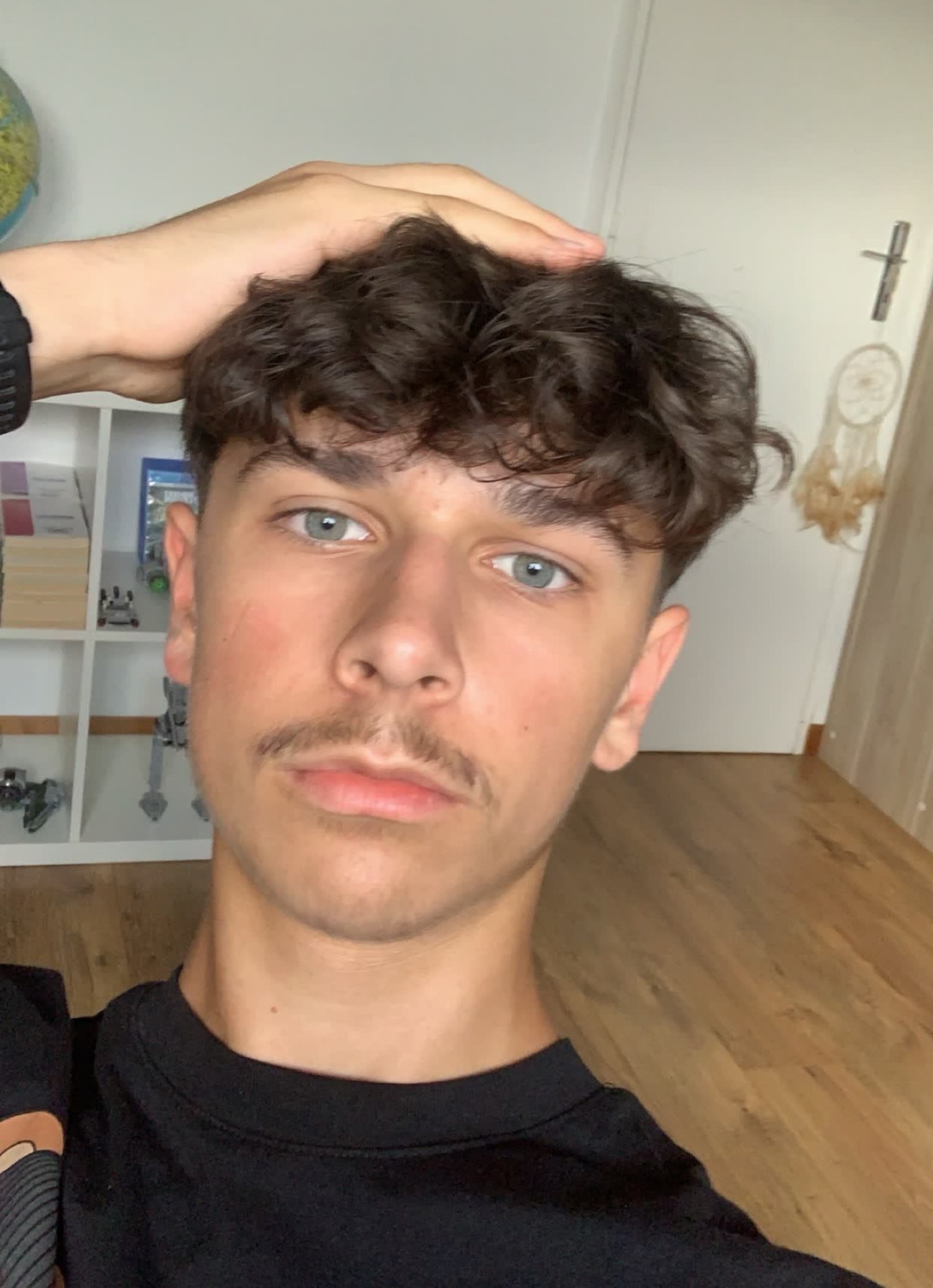 Profil de Toni, 19 ans, Gay cruising à Steinhaus