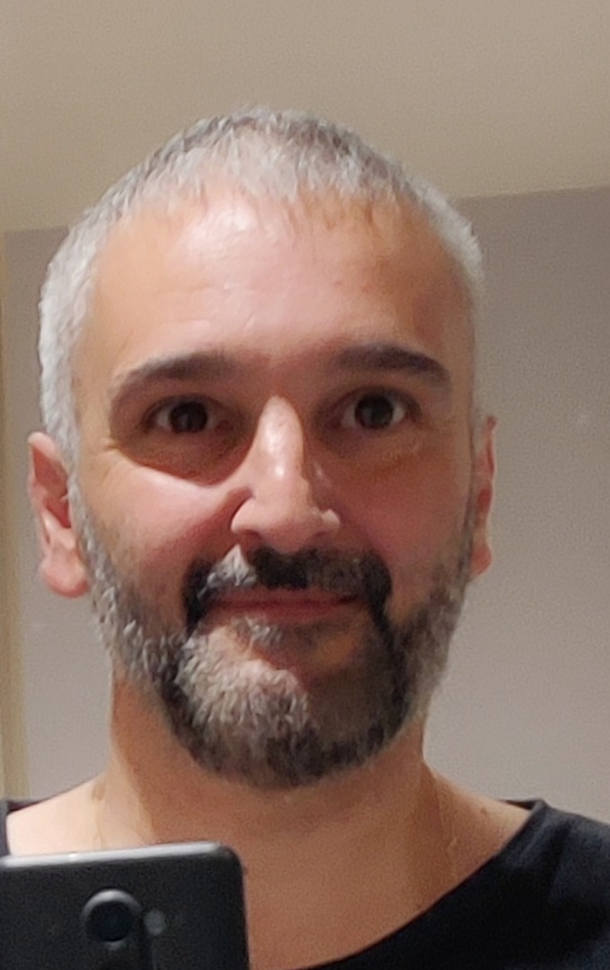 Profil de Housni, 48 ans, Gay cruising à Sisikon