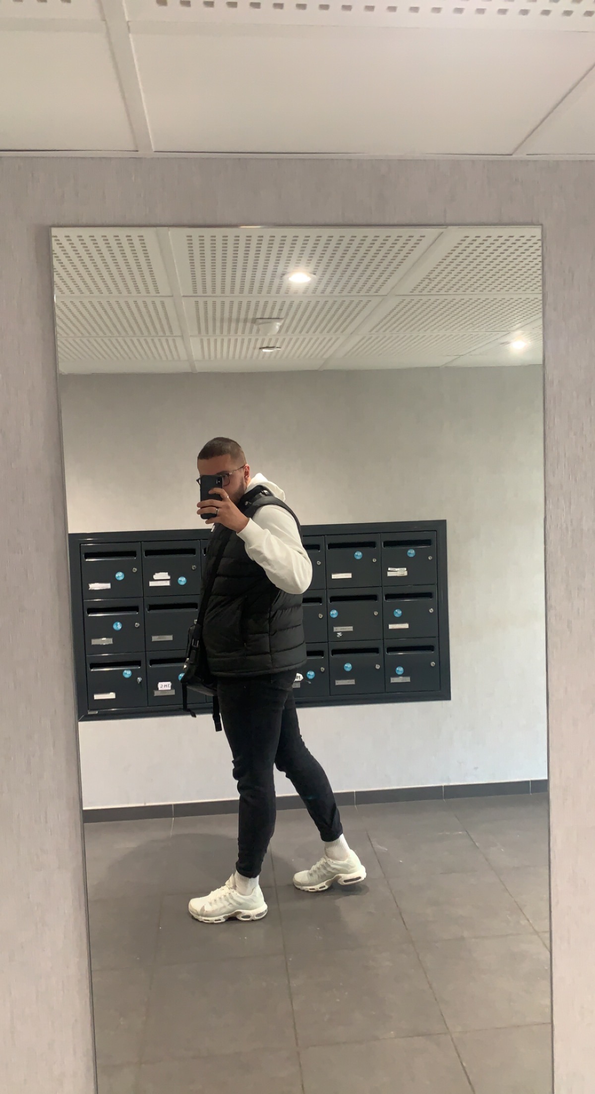 Profil de Shalom, 19 ans, Gay cruising à Münchenwiler