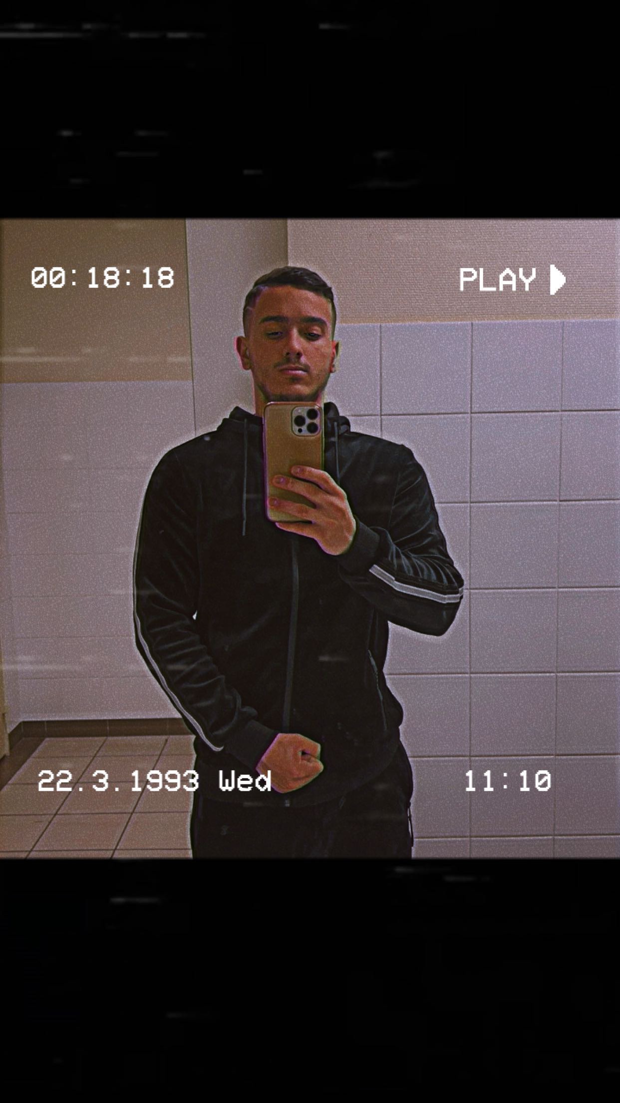 Profil de Hernani, 20 ans, Gay cruising à Oleyres