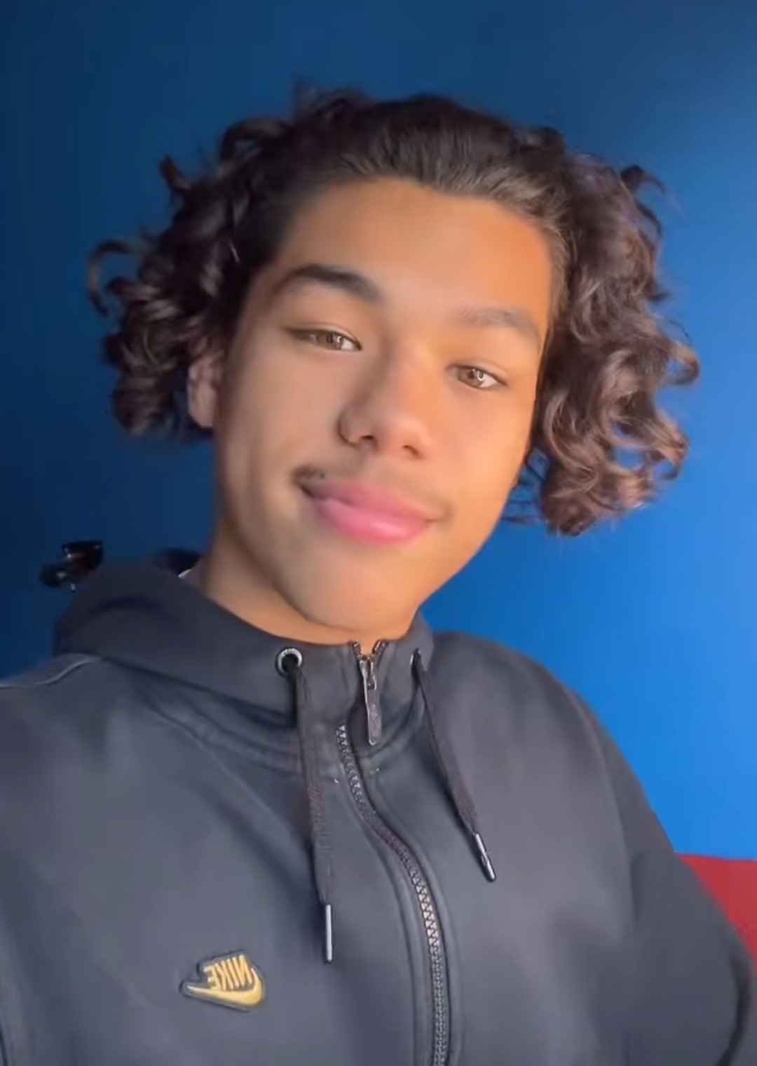 Profil de Nash, 23 ans, Gay cruising à Oberthal