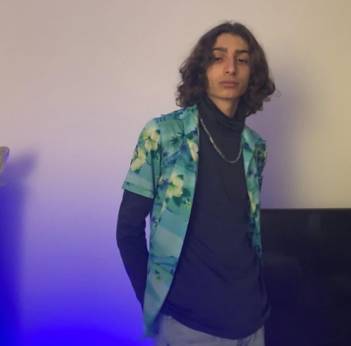 Profil de Henoc, 22 ans, Gay cruising à Morges