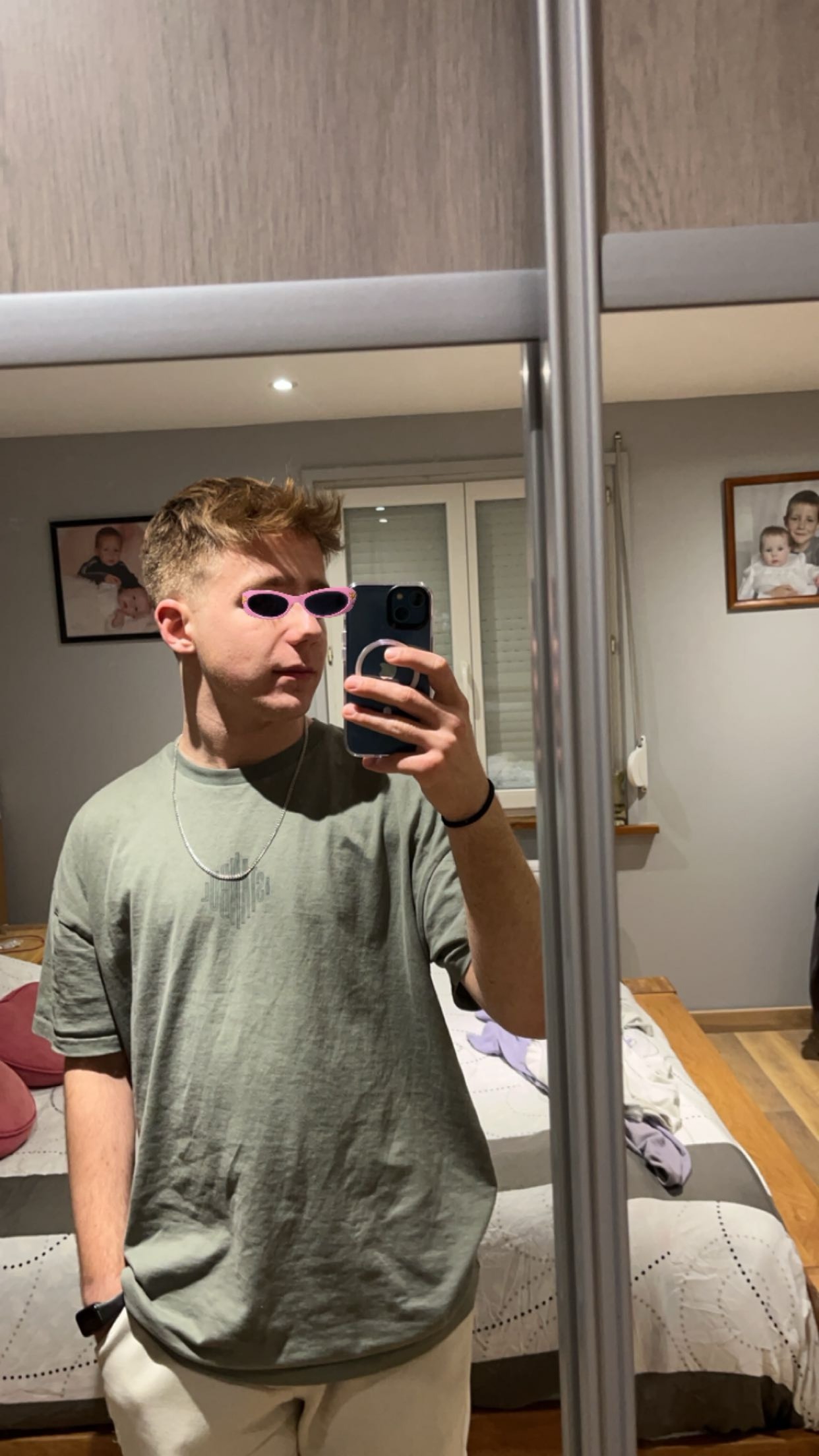 Profil de Nessim, 20 ans, Gay cruising à Moudon