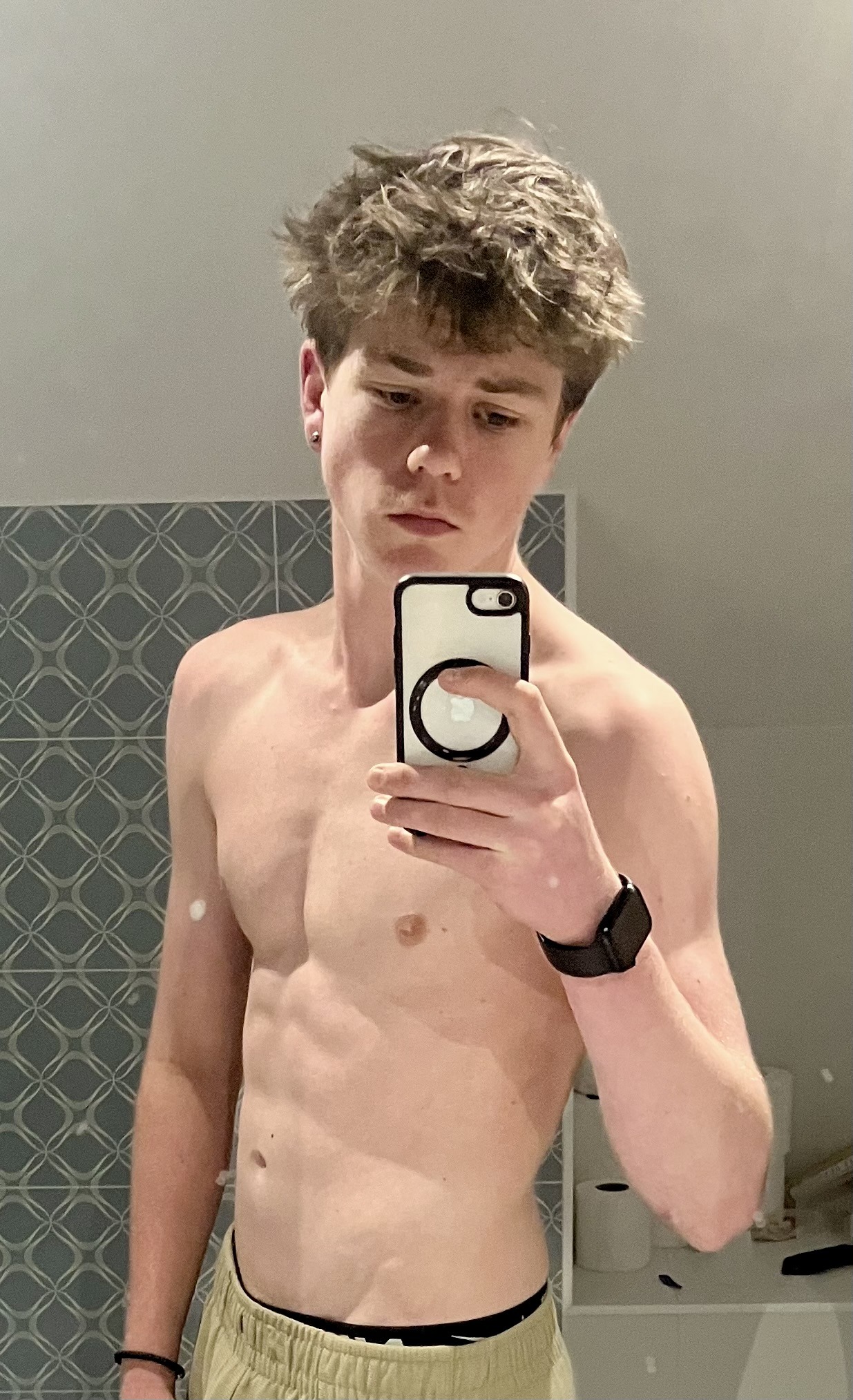 Profil de Tydian, 19 ans, Gay cruising à Massongex