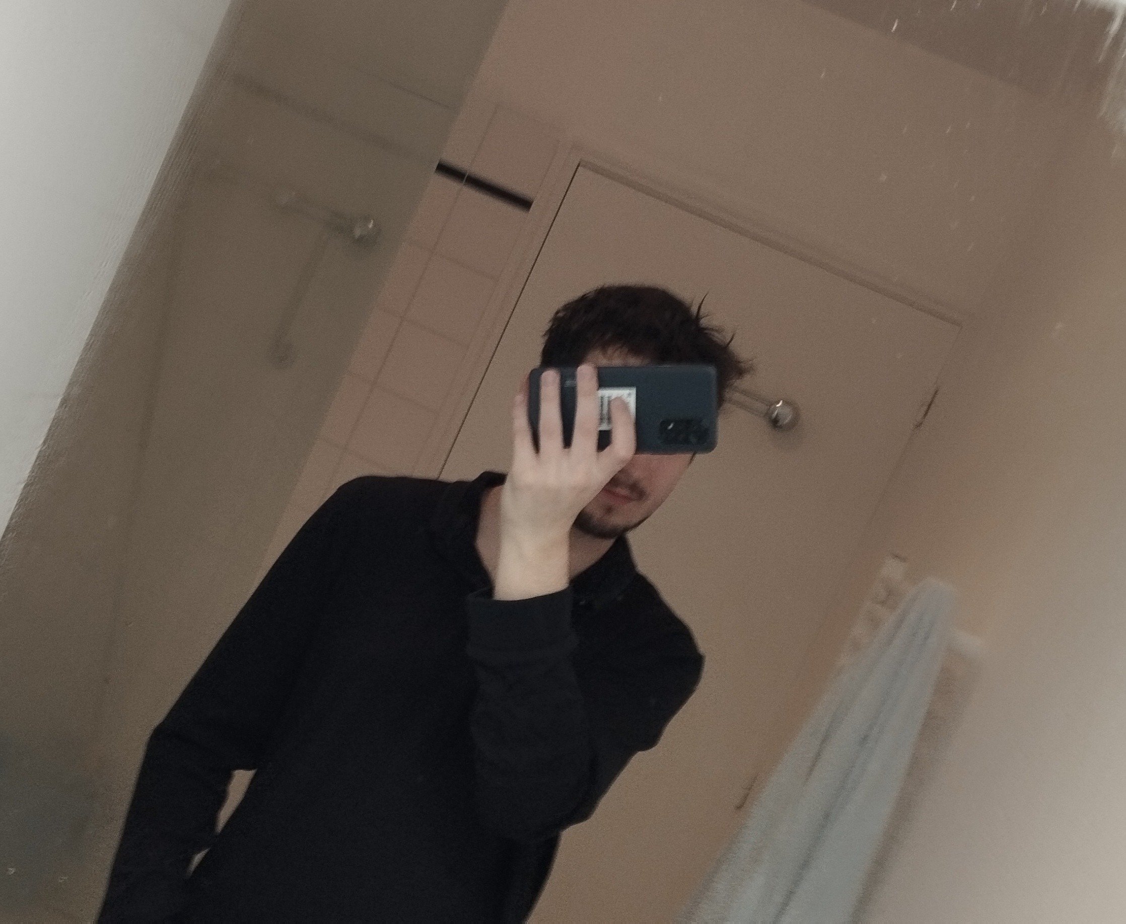 Profil de Thomy, 21 ans, Gay cruising à Deitingen