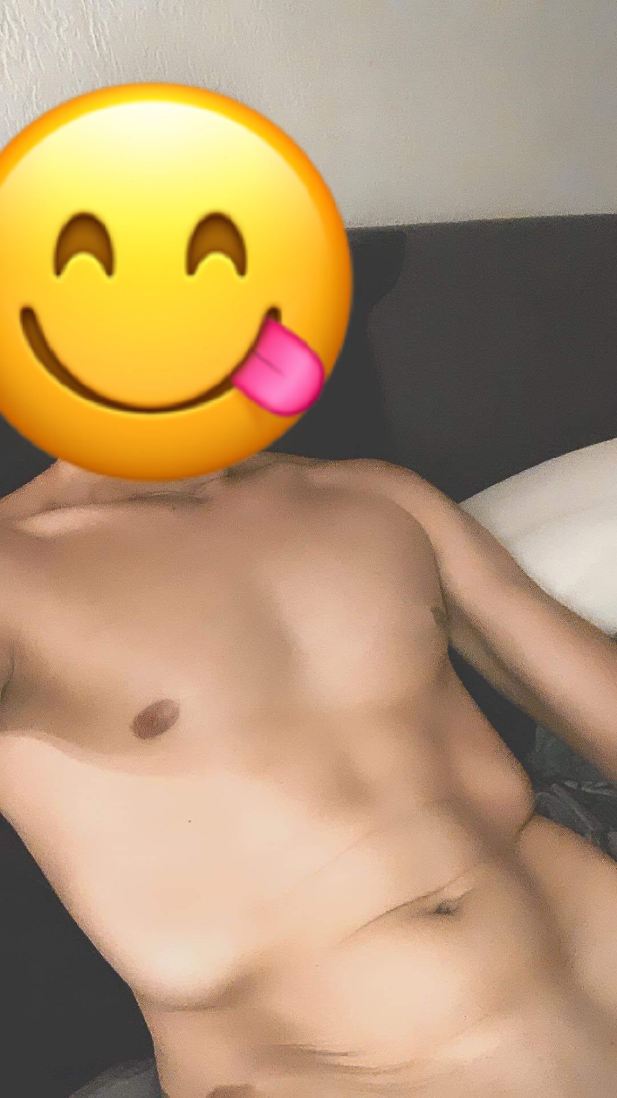 Profil de Mahidine, 26 ans, Gay cruising à Croy